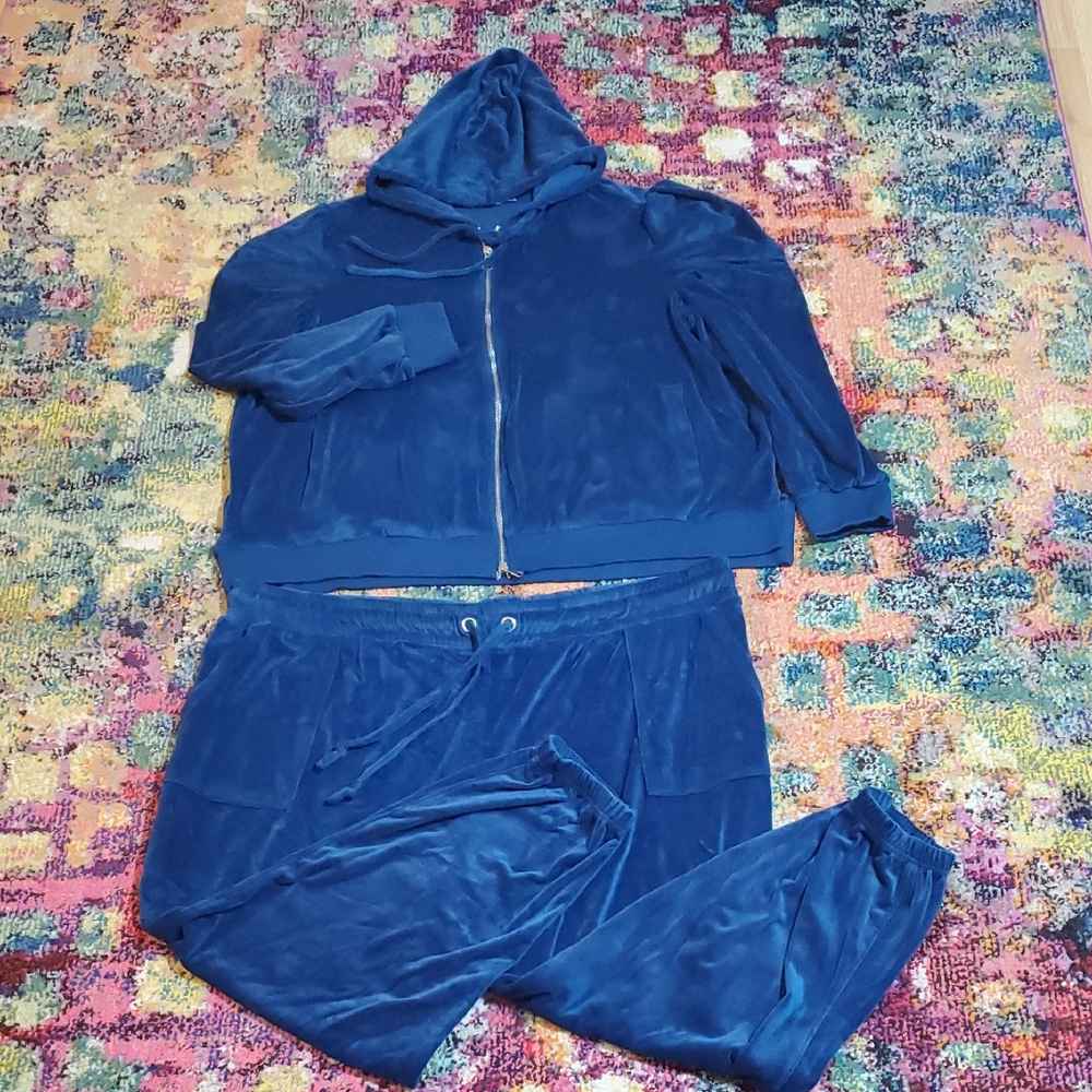 Terra & Sky Navy Velour Women Set Size 2X